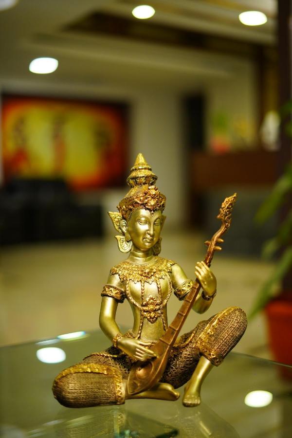Lords Midtown Suites Bangalore Bengaluru Kültér fotó