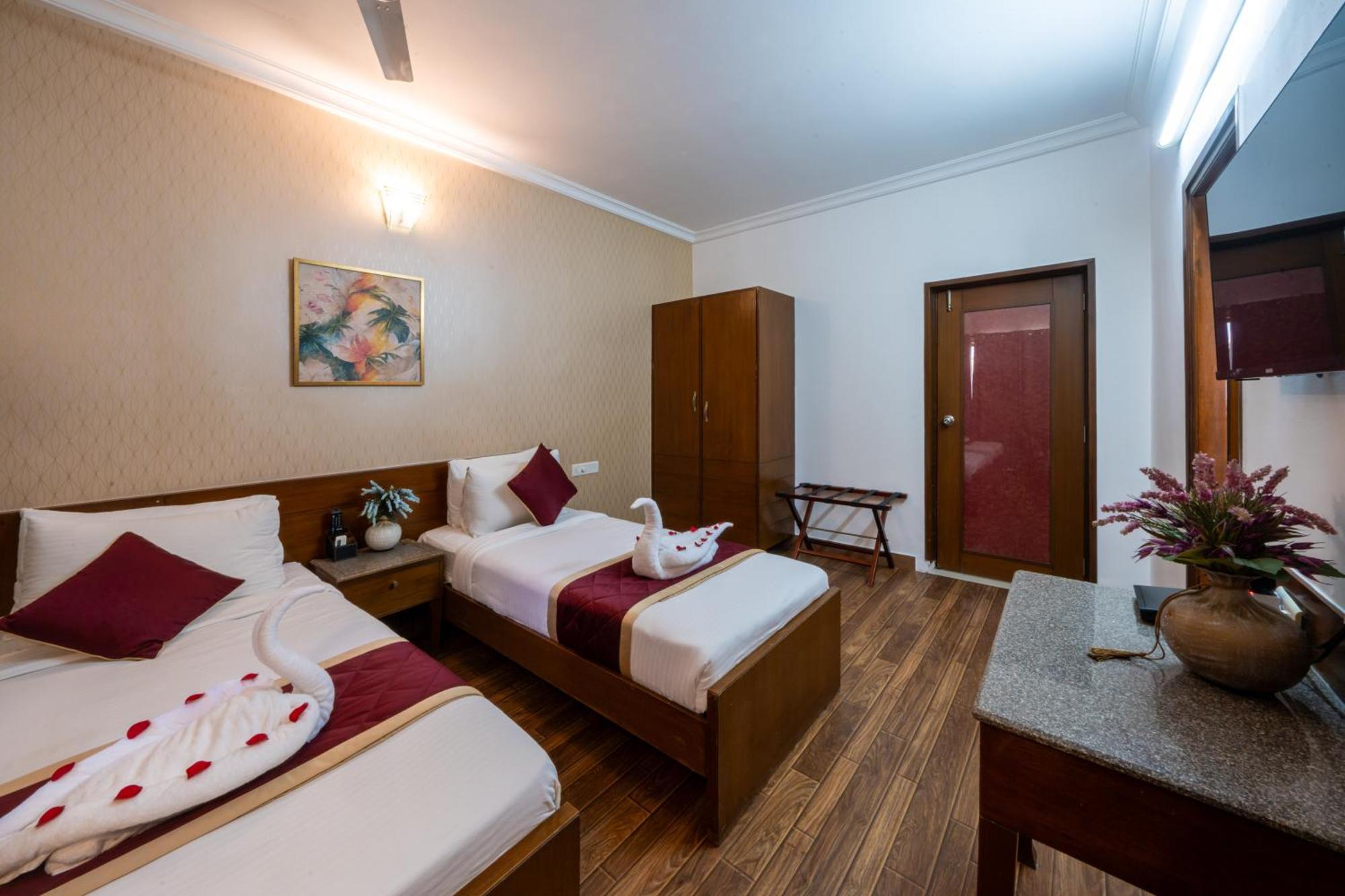 Lords Midtown Suites Bangalore Bengaluru Kültér fotó