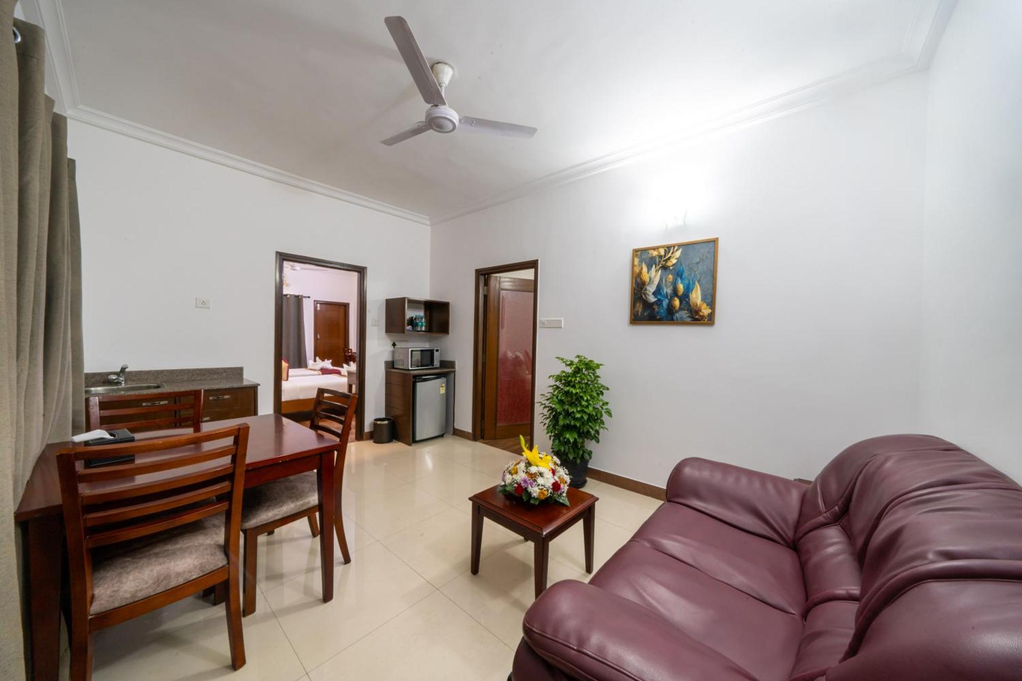 Lords Midtown Suites Bangalore Bengaluru Kültér fotó