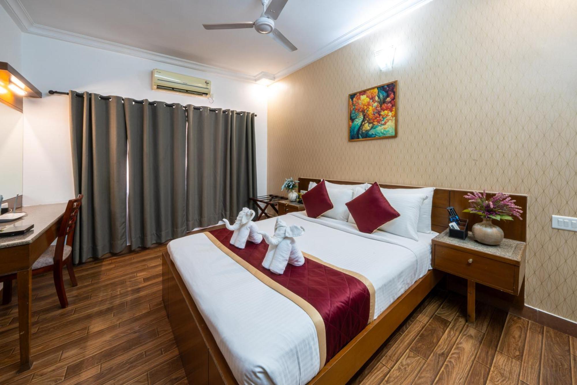 Lords Midtown Suites Bangalore Bengaluru Kültér fotó