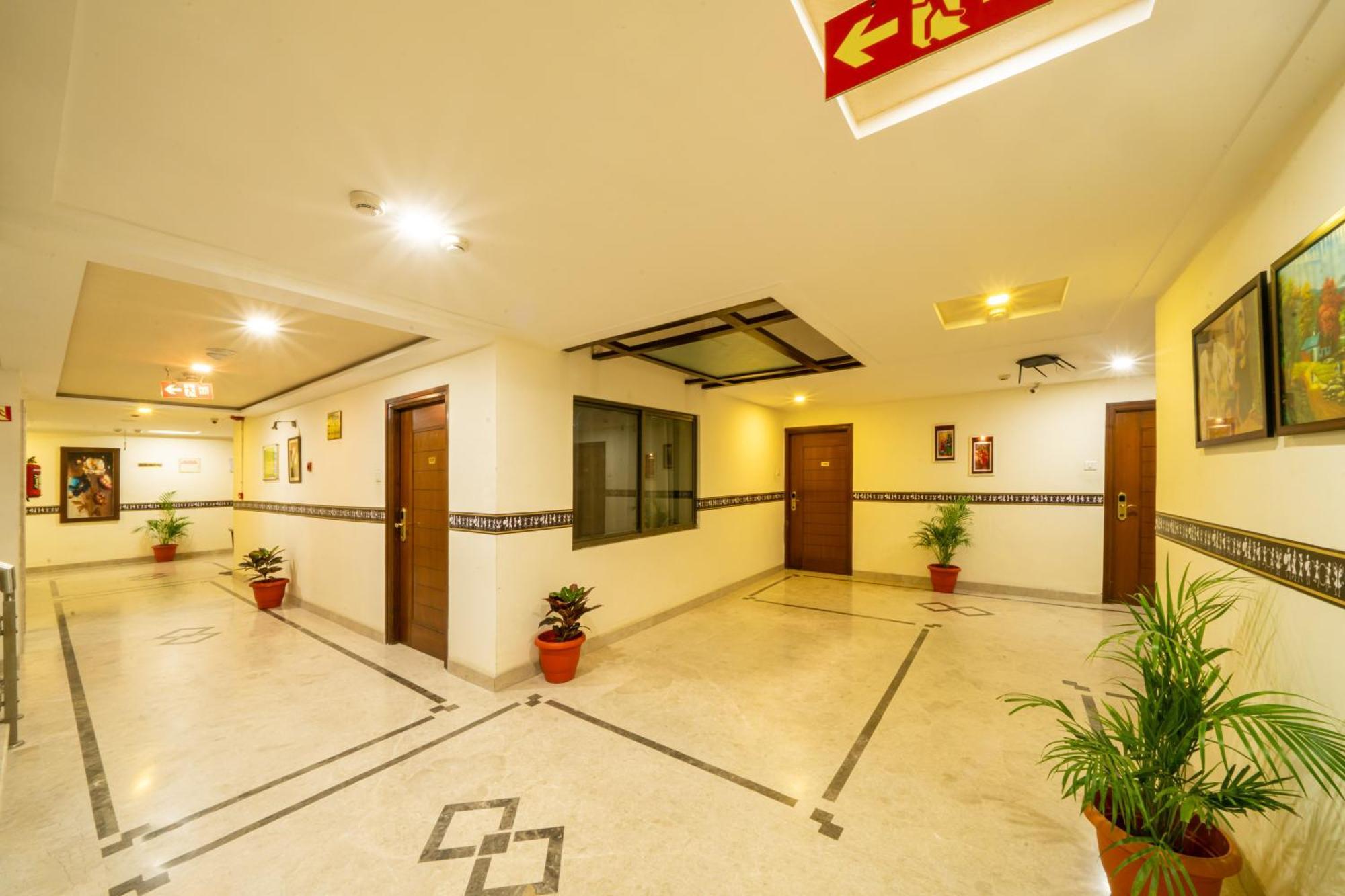 Lords Midtown Suites Bangalore Bengaluru Kültér fotó
